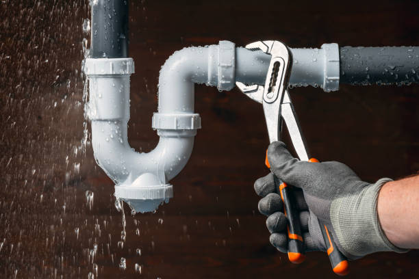 Professional Leak Detection technician working in Amherst, TX